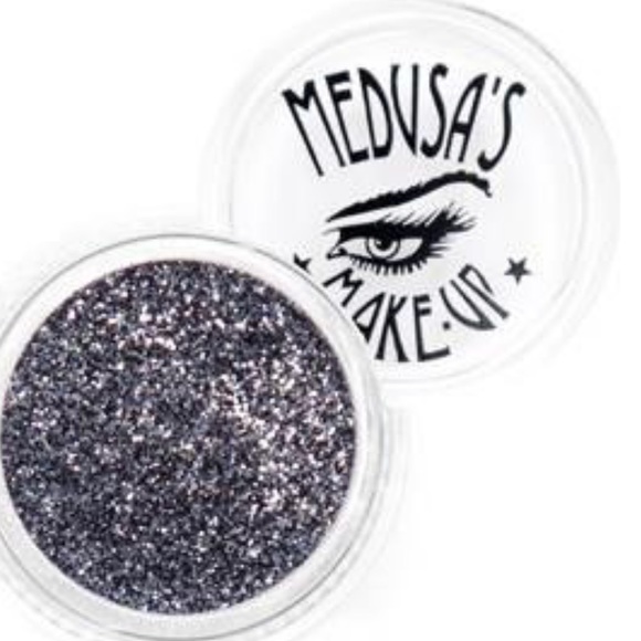🌟💙44 MAGNUM Medusa Makeup Glitter Pot NWT - Picture 2 of 8